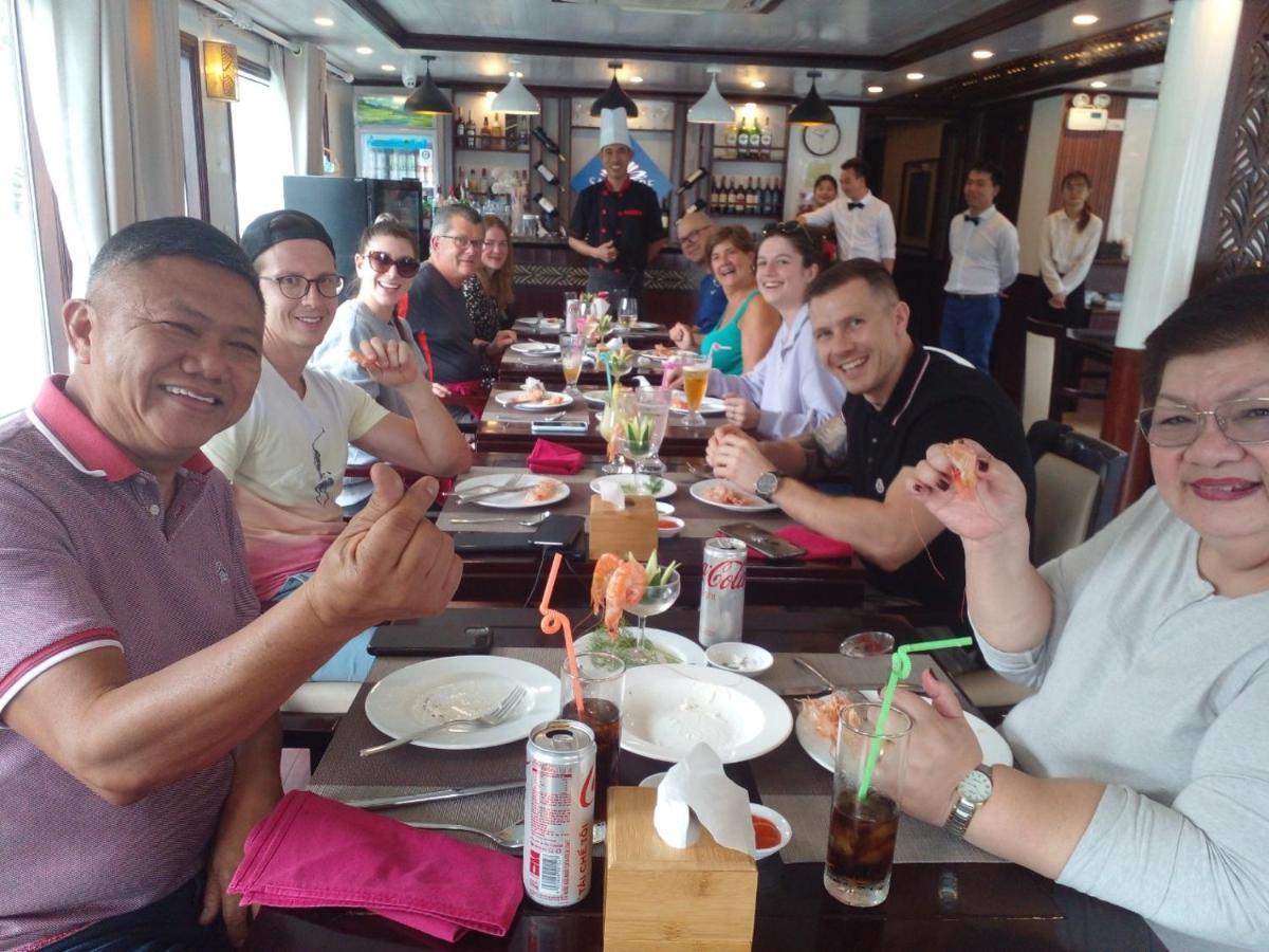 מלון Nan Giang Halong Sapphire Cruise מראה חיצוני תמונה