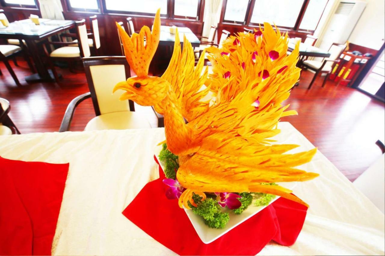 מלון Nan Giang Halong Sapphire Cruise מראה חיצוני תמונה