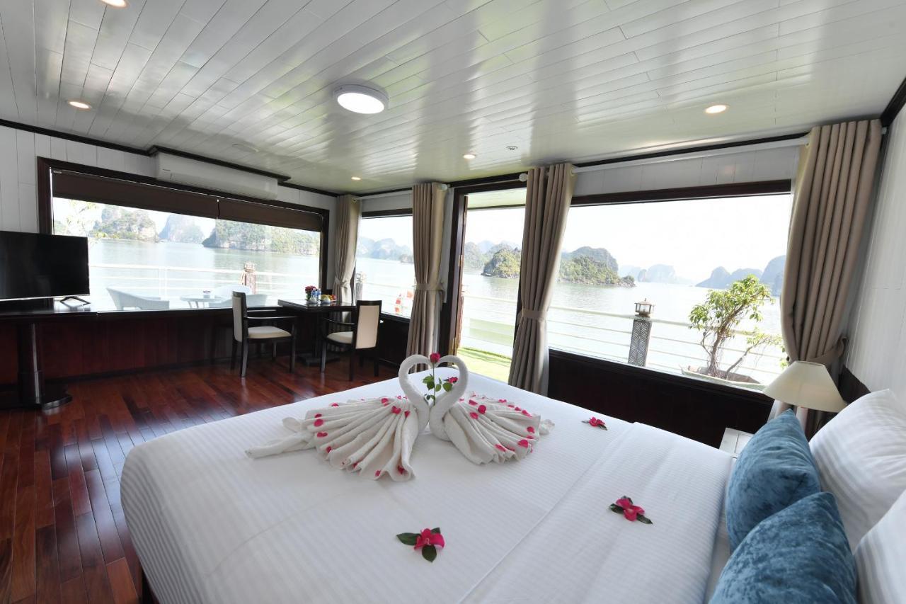 מלון Nan Giang Halong Sapphire Cruise מראה חיצוני תמונה